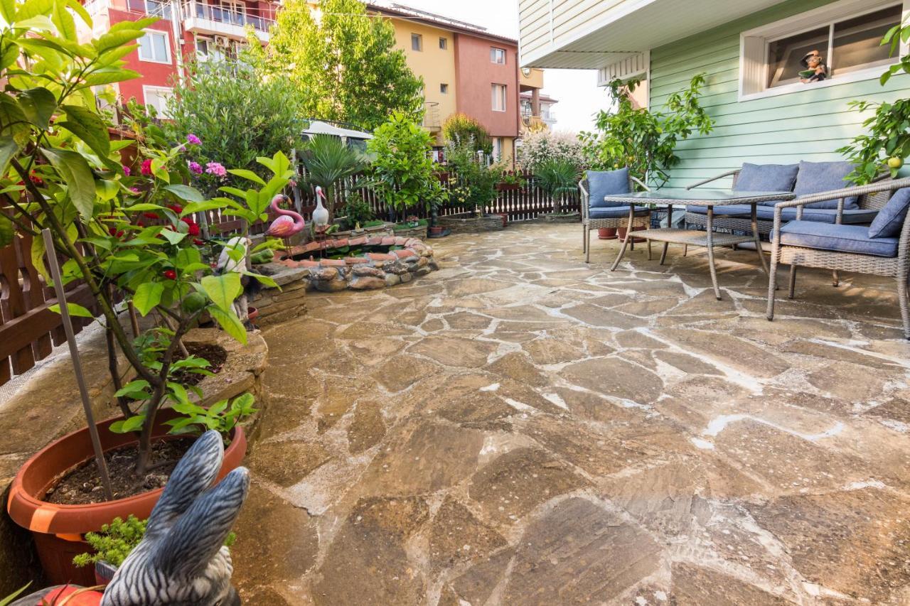 Guesthouse Sunny Dream Tsarevo Exterior foto